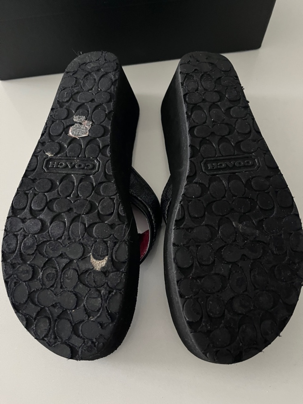 Coach Black Leather Thong Sandals with Red Lining and Gold Logo Box included - Picture 5 of 10